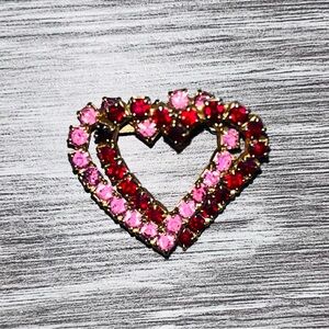 NWOT Double Heart Brooch